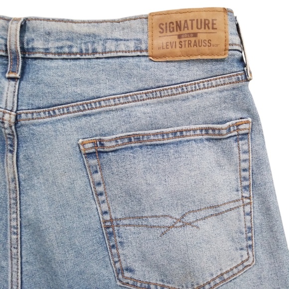Signature Levi Strauss Gold Athletic Fit Jeans Size 36 - Picture 9 of 12